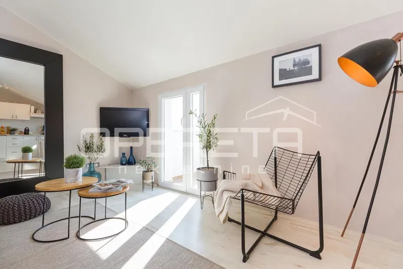 Istria, Poreč – appartamento con una camera da letto in ottima posizione, a 500 m dal mare – 2