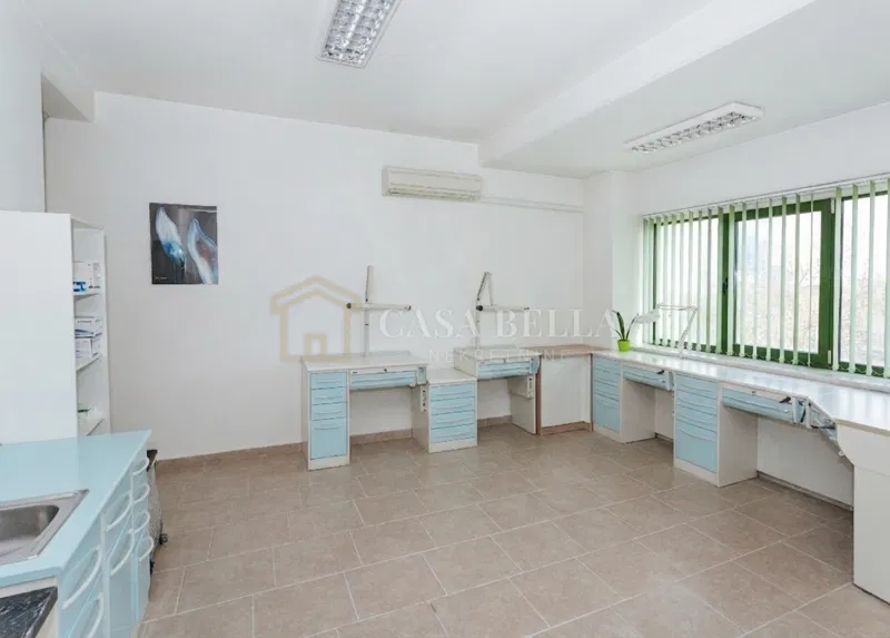 Geschäftsraum Jušići, Matulji, 70m2