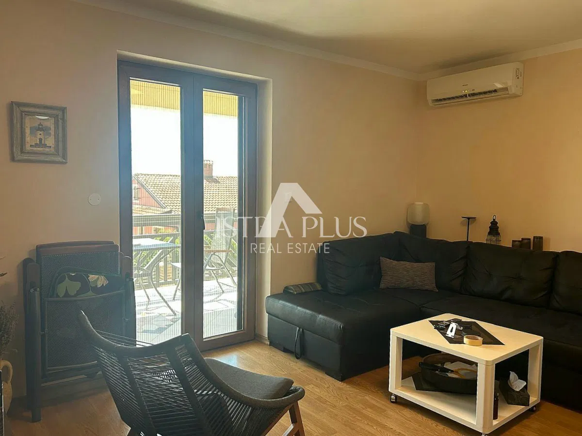 Poreč okolica , Namješten stan s pogledom na more – 51,28 m²