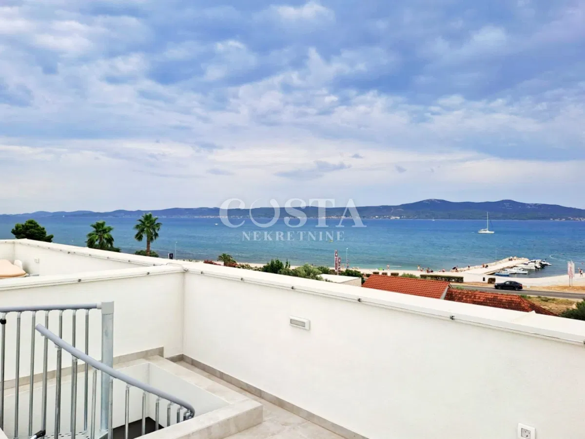 ZADAR, SUKOŠAN - Penthouse u novogradnji 100 m od mora