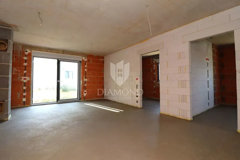 Poreč, surroundings, quality apartment in the center of town – 2