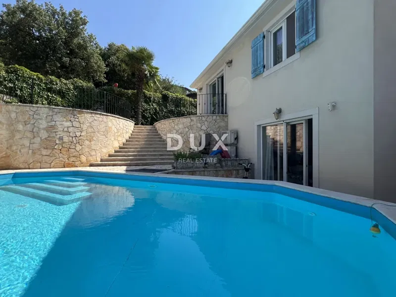 Isztria, Poreč, családi ház, 180 m2, két apartman, medence – 2