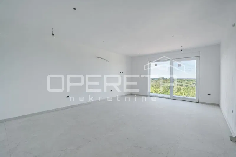 MODERN APARTMENT IN NEW BUILDING WITH SEA VIEW AND ROOF TERRACE – 2 KM FROM UMAG – 3