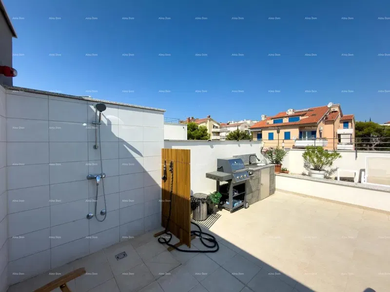 Apartment with a large rooftop terrace overlooking the sea! – 2