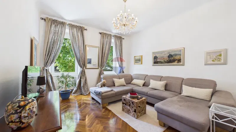 Appartamento Centar, Pula, 64m2 – 2