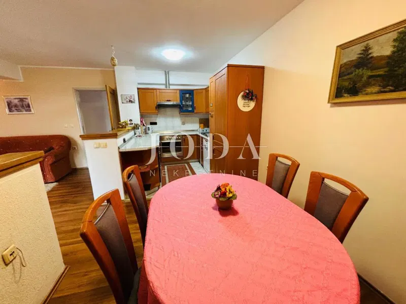 Kastav, 3 camere da letto + soggiorno con giardino – 2