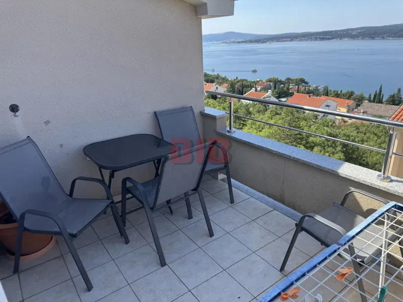 DRAMALJ-CRIKVENICA,ATRAKTIVAN STAN S PARKINGOM,BLIZU MORA