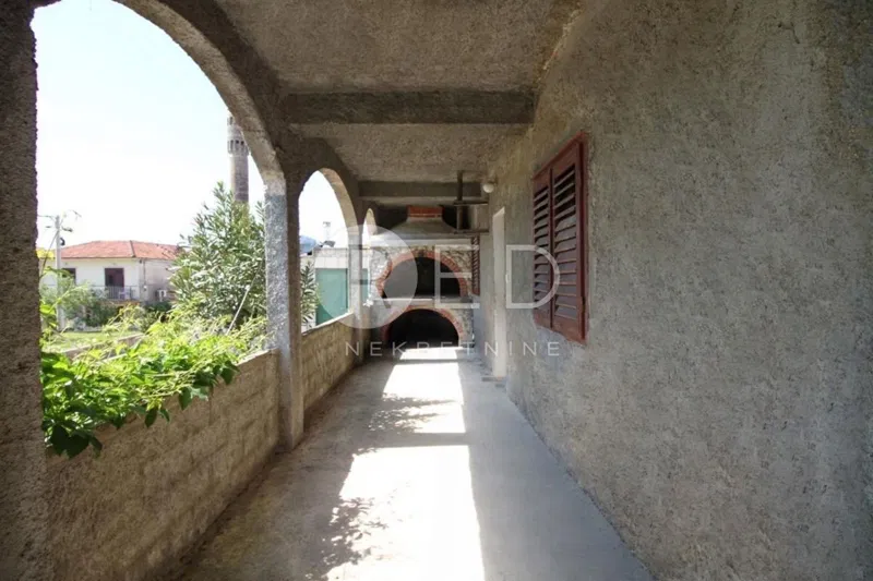 Dom Sveti Filip i Jakov