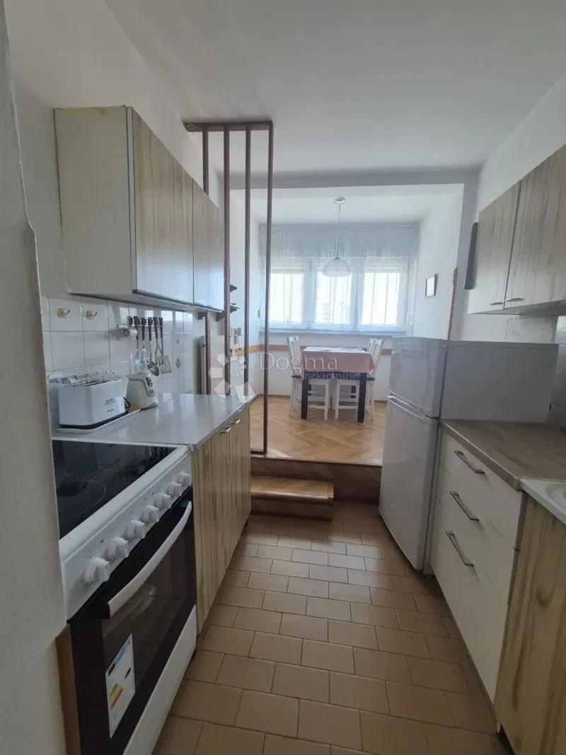 Flat Krimeja, Rijeka, 70m2 – 2