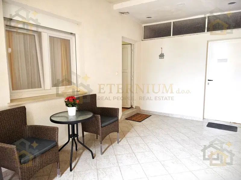 Beautiful spacious ground-floor apartment with a view – 3