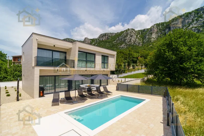 MODERNA VILA - BAZEN, POGLED NA MORE