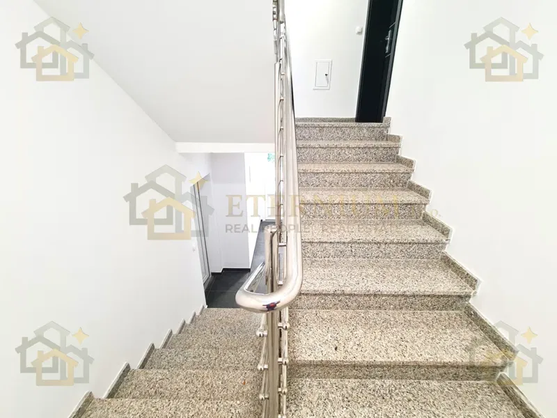 APPARTAMENTO IN TERZA FILA DAL MARE – 2