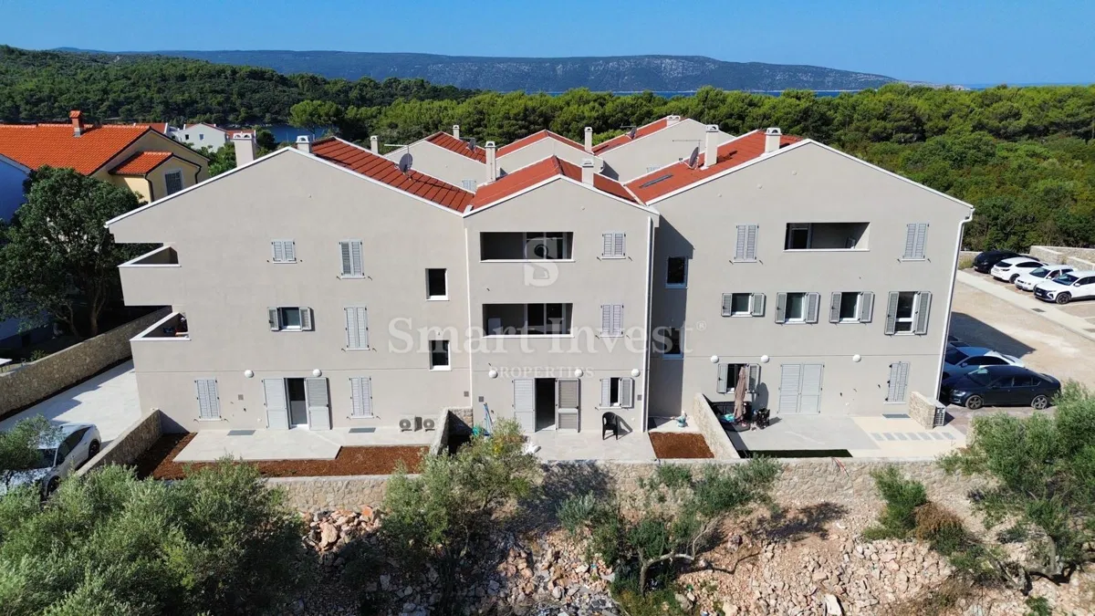 CRES, appartamento con 3 camere da letto in un nuovo edificio vicino al mare e al centro