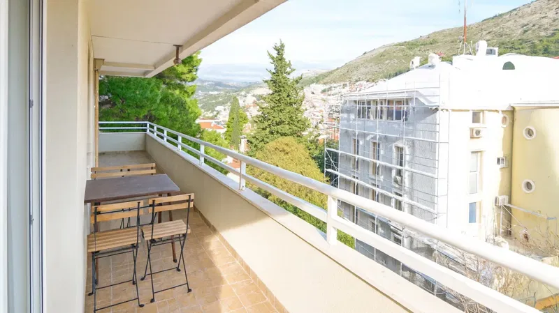 attractive-offer-apartment-78-m2-on-great-location-in-dubrovnik-center-parking-in-the-garage – 3