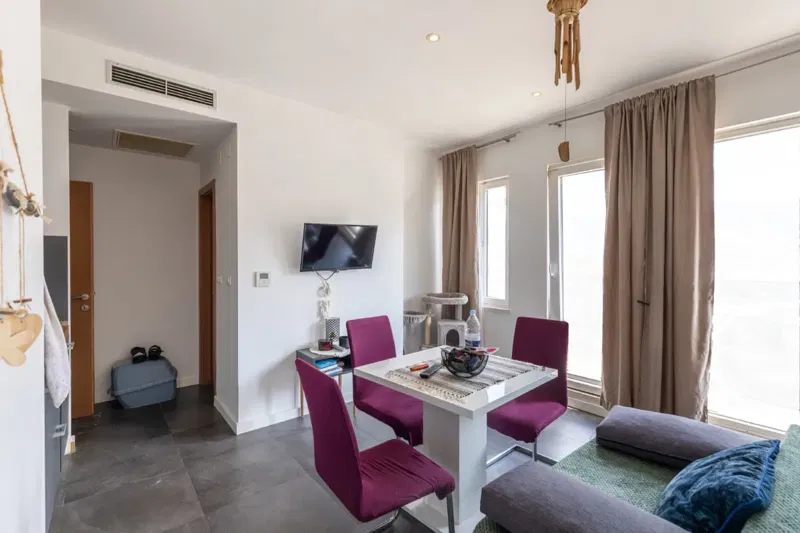 newly-decorated-apartment-130-m2-5-renting-units-near-all-ammenities-dubrovnik-lapad – 2