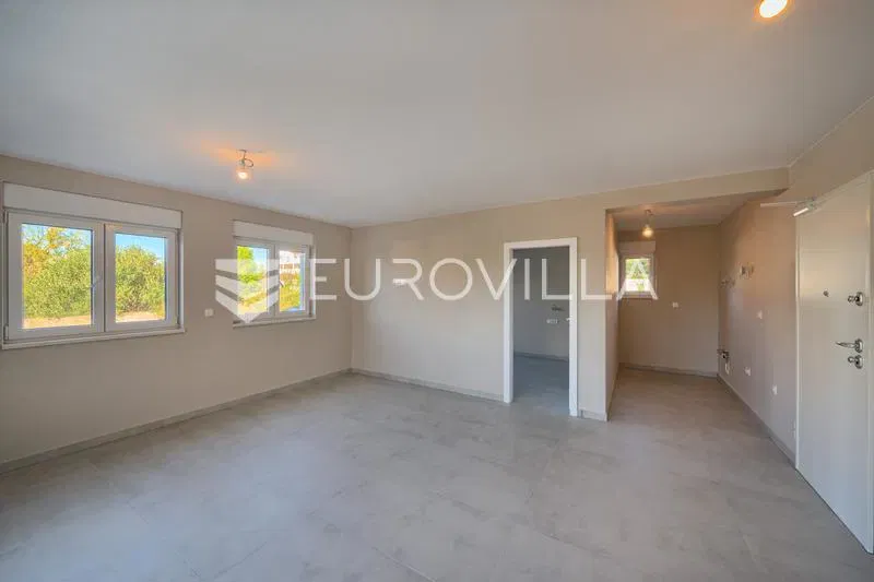Brodarica, four-bedroom apartment in a new building – 2