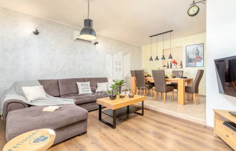 Pula, a house for tourism and life not far from the city – 3