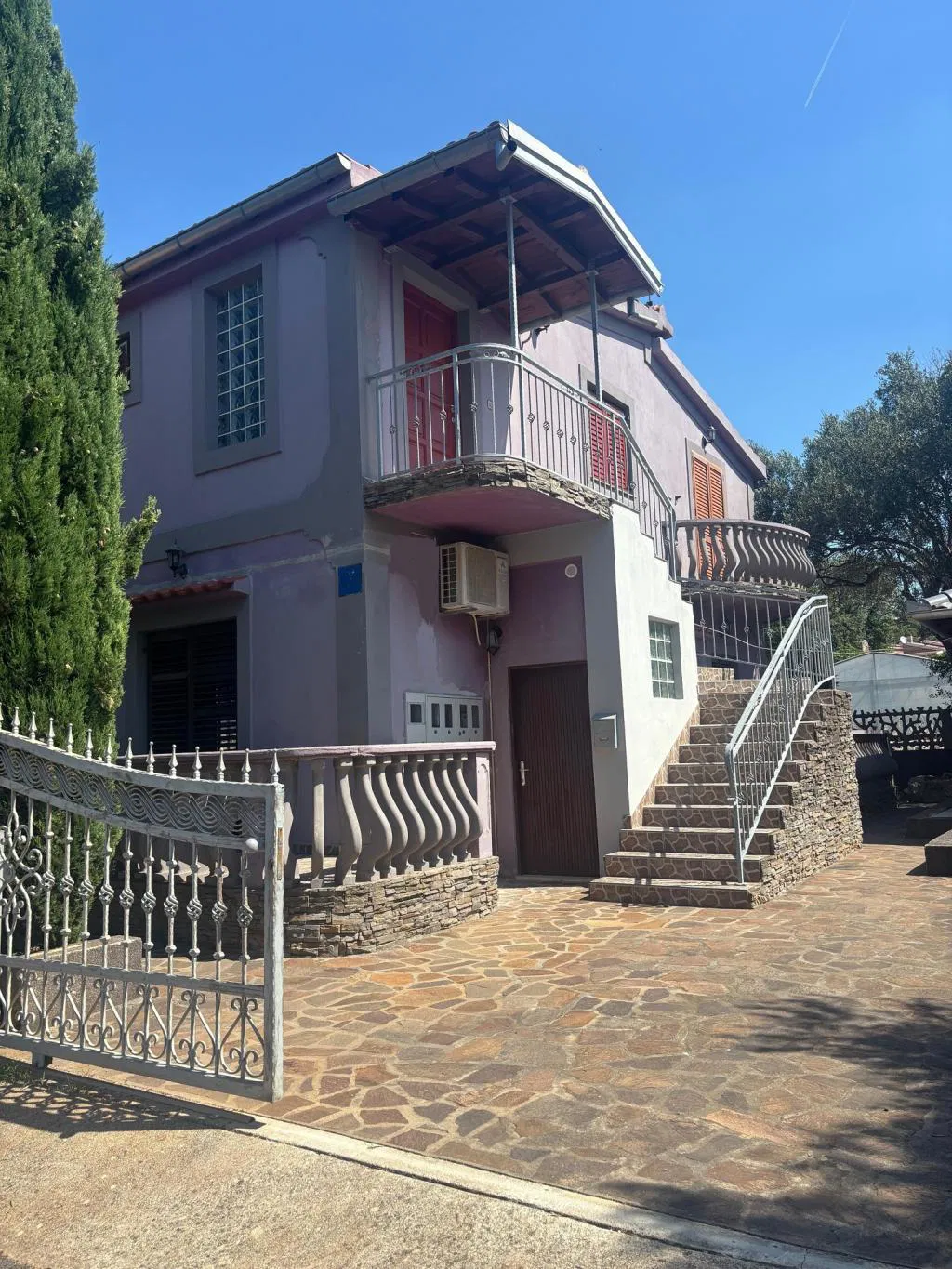 BIBINJE-GARSONJERA-120.000 EUR-35,21m2