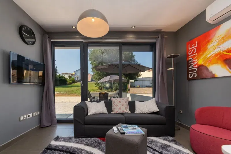 Modern terraced house near the sea – 2