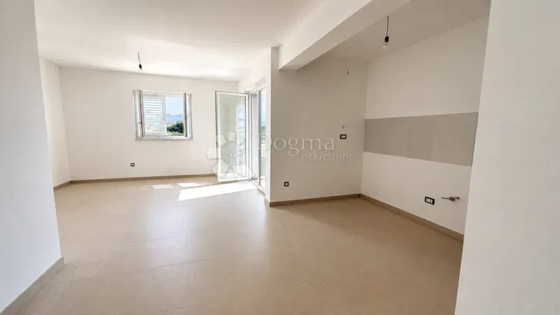 MAKARSKA | T2 | Apartment S3 | One-room apartment on the ground floor – 2