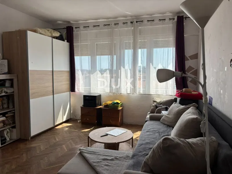 Pula, center, 1-bedroom apartment, 62.74 m2, two terraces – 3