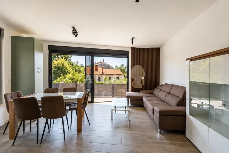 Poreč | Appartamento con due camere da letto a 500 metri dal mare – 3