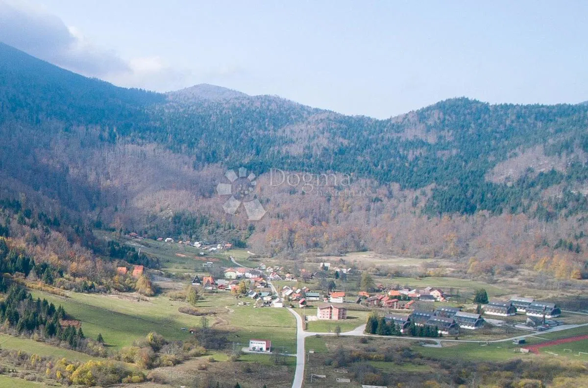 Земля под застройку Jasenak, Ogulin, 2.062m2