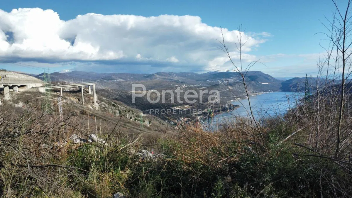 Föld Sveti Kuzam, Rijeka, 790m2