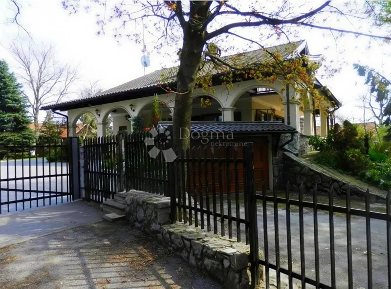 Dom Kuzminec, Rasinja, 375m2 – 3