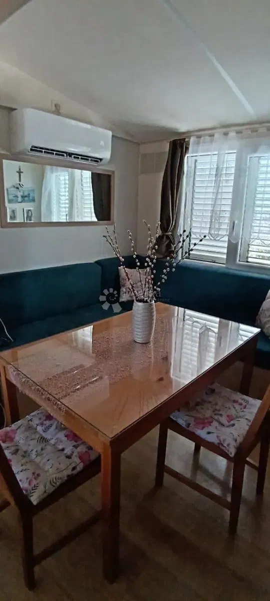 Hiša Tribunj, 32m2