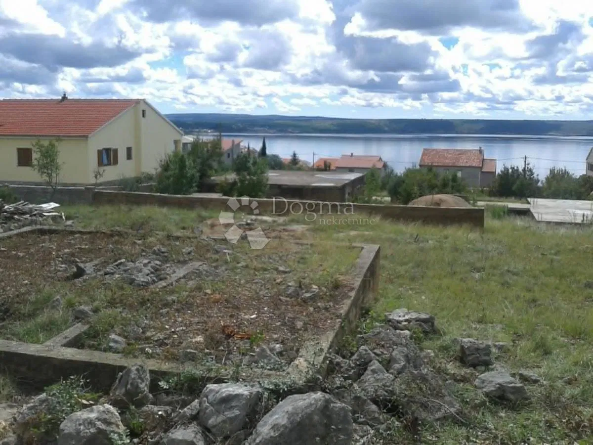 JASENICE - MASLENICA - TERRENO EDIFICABILE A 400 M DAL MARE