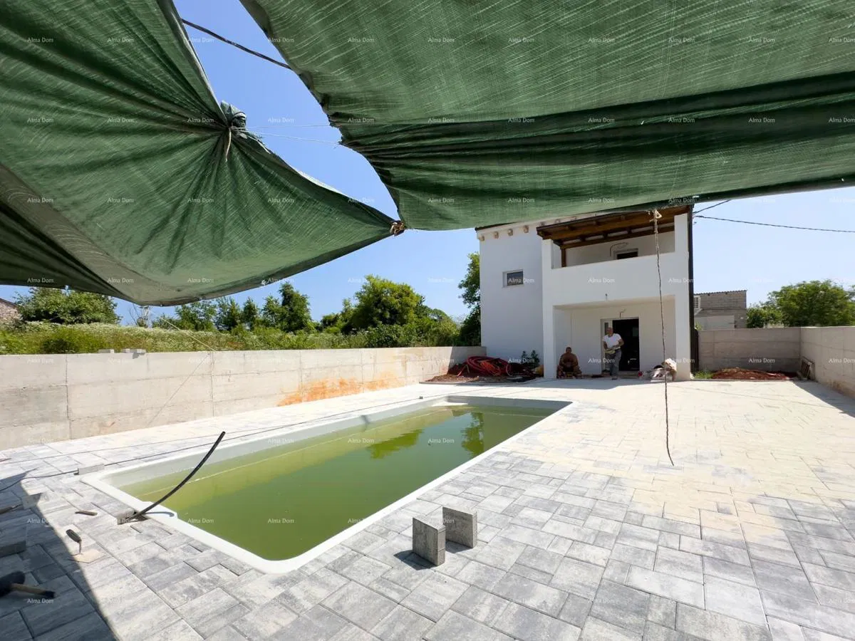 Prodajemo renoviranu Istarsku kamenu kuću u okolici Žminja!