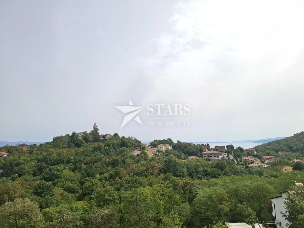 Matulji, Rukavac - Obiteljska kuća s tri stana