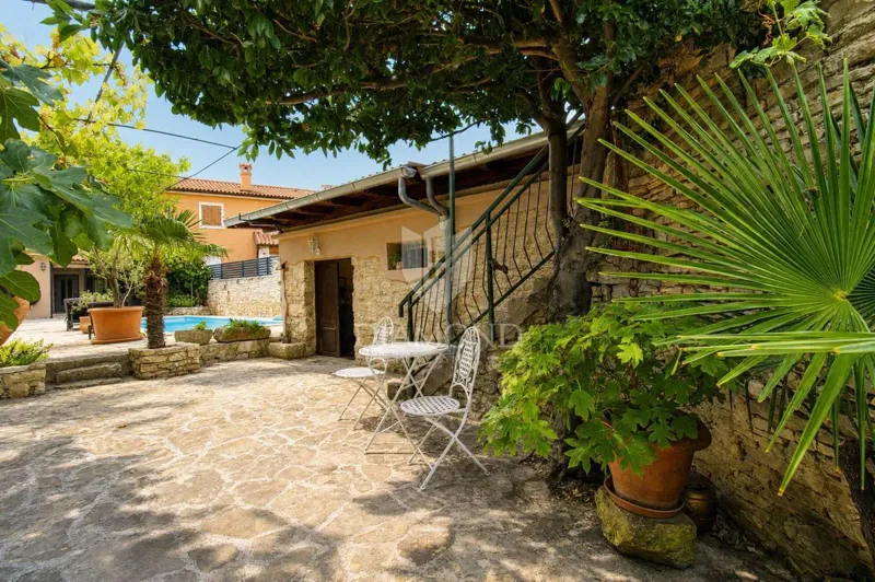 Svetvinčenat, two authentic stone houses with a swimming pool! – 2