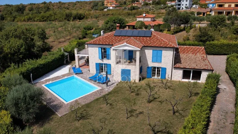 Umag, beautiful villa with a large garden and sea view! – 2
