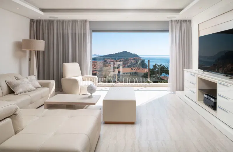 Luksuzna vila s bazenom u neposrednoj blizini Starog grada, Dubrovnik