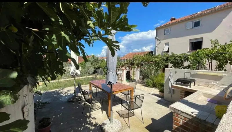 ISTRIA ESTATE WITH TWO HOUSES AND SEA VIEW – 2