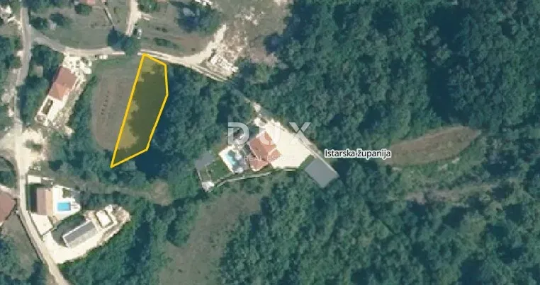 Land Juršići, Svetvinčenat, 1.708m2 – 2