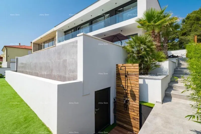 Modern villa with panoramic sea view in Medulin! – 2