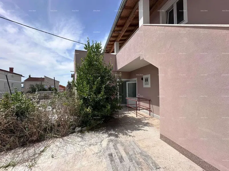 In vendita fantastica casa con tre appartamenti a Medulin! – 3