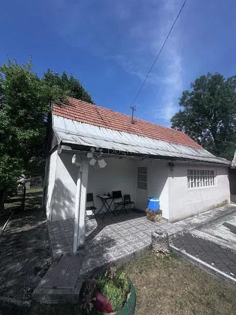 Dom Konjsko Brdo, Perušić, 98m2 – 2