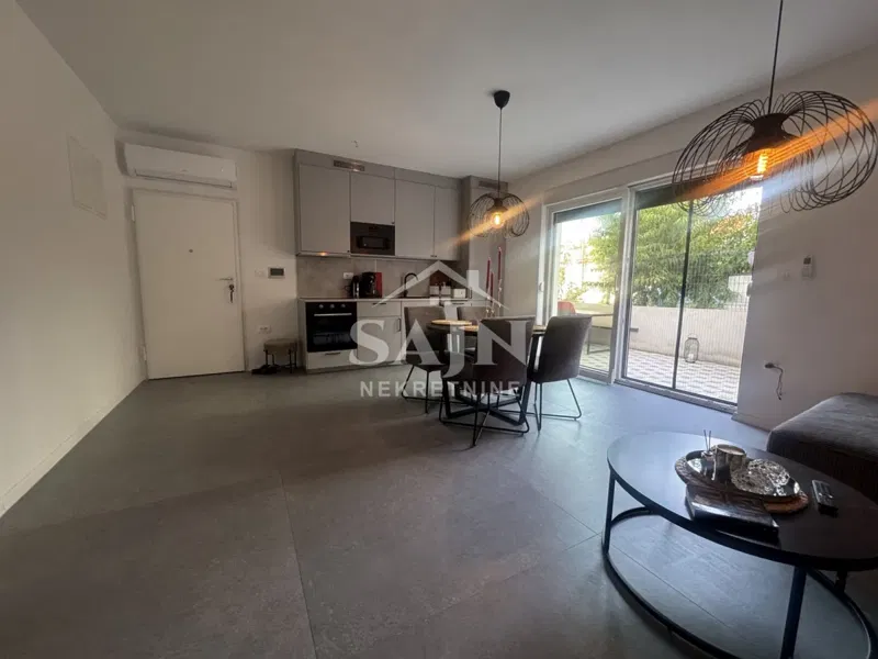 Marina/Fully furnished two-bedroom apartment – 3