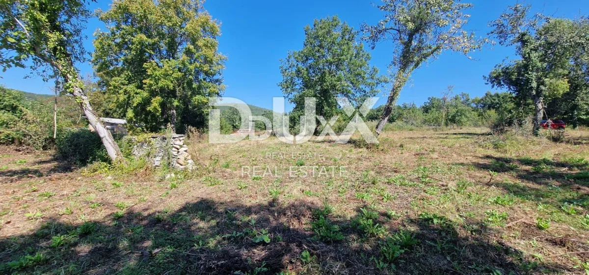Isztria, Oprtalj, építési telek, 1042 m2, romokkal