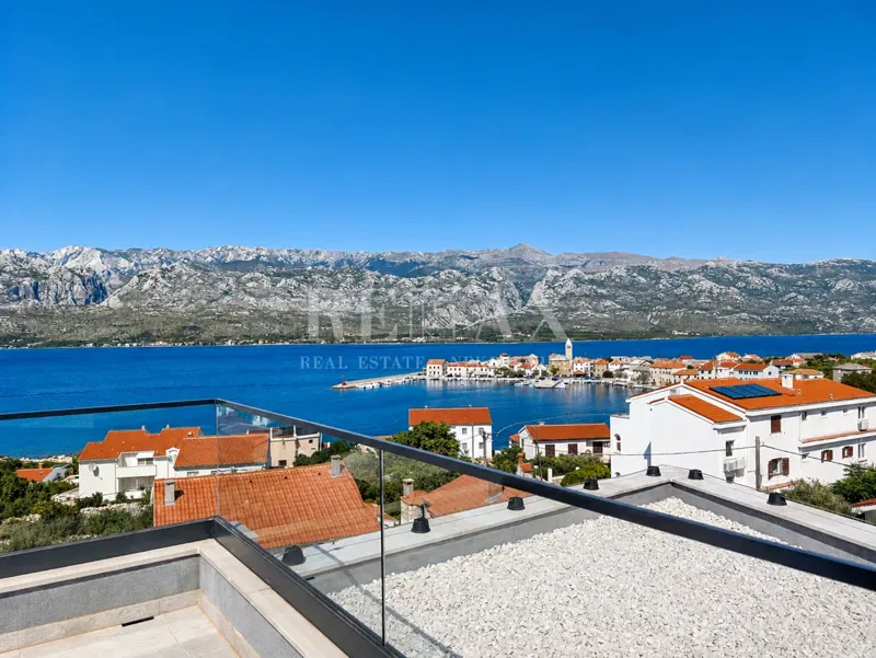 Okolica Zadra, Vinjerac - penthouse u blizini mora