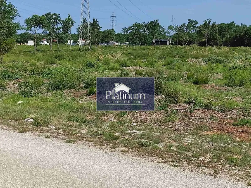 Agricultural land of 408 m2, 2000 m from the sea – 2