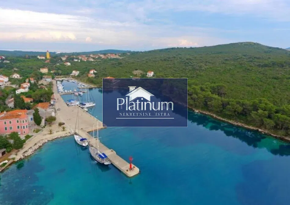 Zadar,otok Molat građevinsko zemljište na prodaju