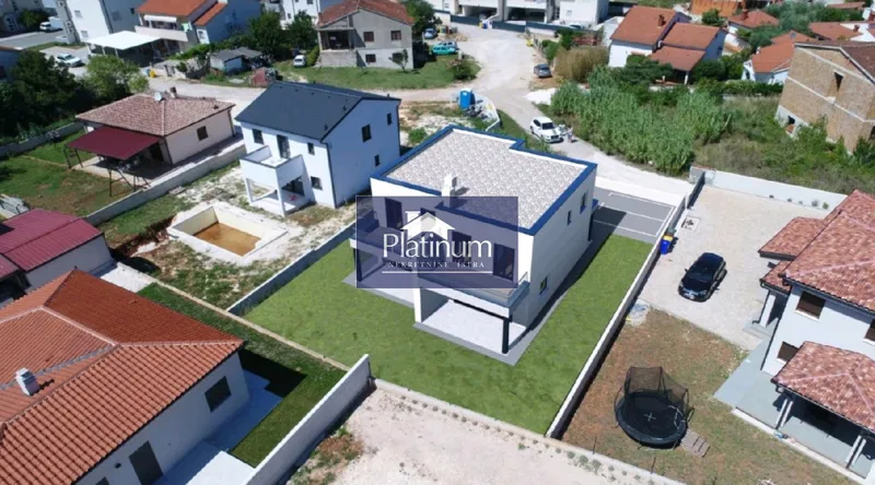 PULA VALDEBEK, ZEMLJIŠTE SA PROJEKTOM ZA DVOJNU KUĆU-DUPLEX