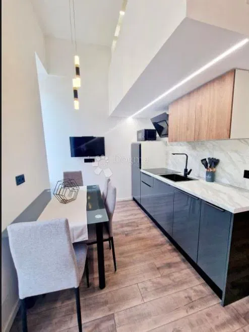 Flat Centar, Rijeka, 100m2 – 2