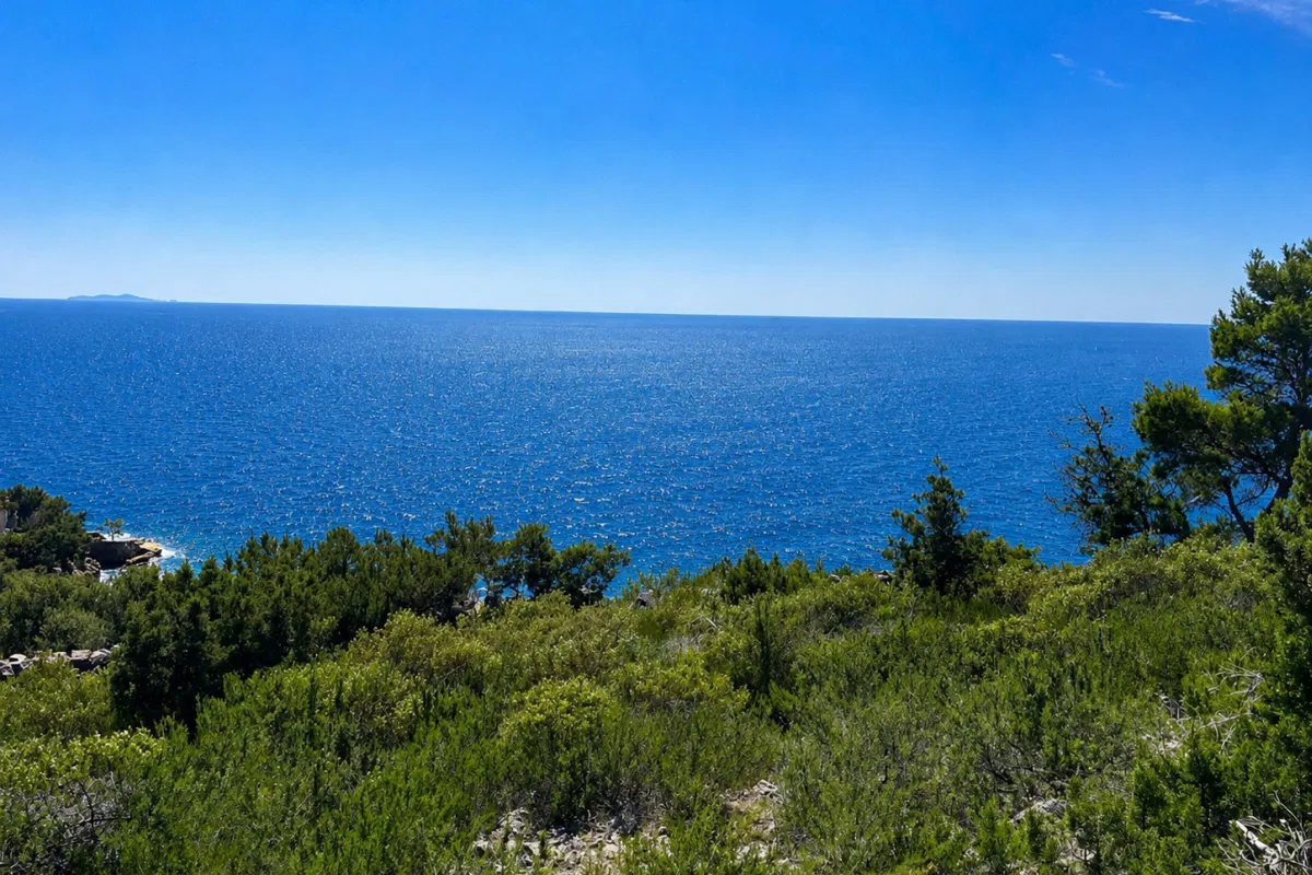 Terreno edificabile con vista panoramica sul mare