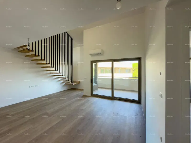 Two-Bedroom Apartment in the Center of Poreč – 2